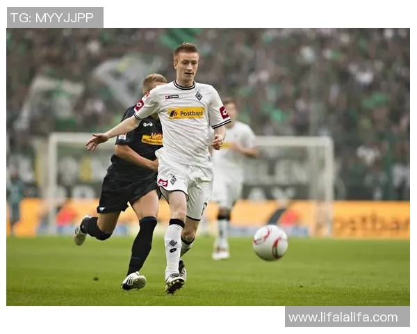 特尔施特根：从青涩门将到世界顶级守护神的辉煌历程与成就解析